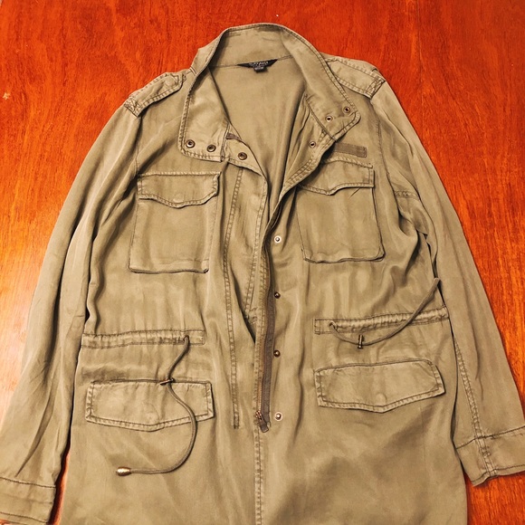 Light khaki jacket - Picture 2 of 2